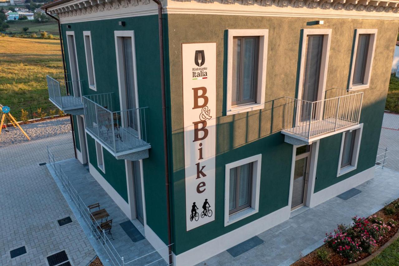 B & Bike Di Ristorante Italia Mombello Monferrato Exterior photo